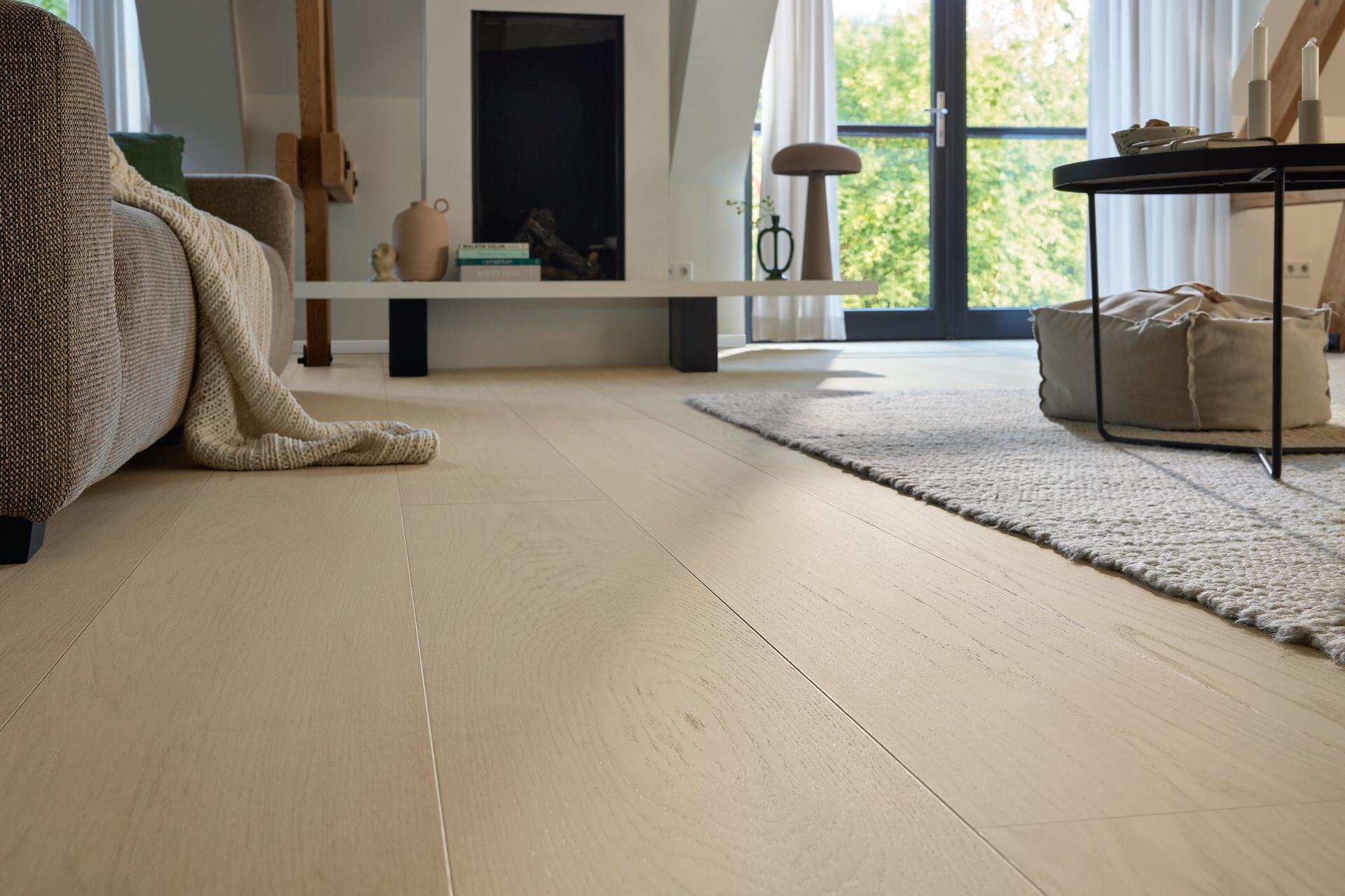 MEISTER Lindura houten vloer HD 400 Eik natuur parelwit 20229 - Afbeelding 4